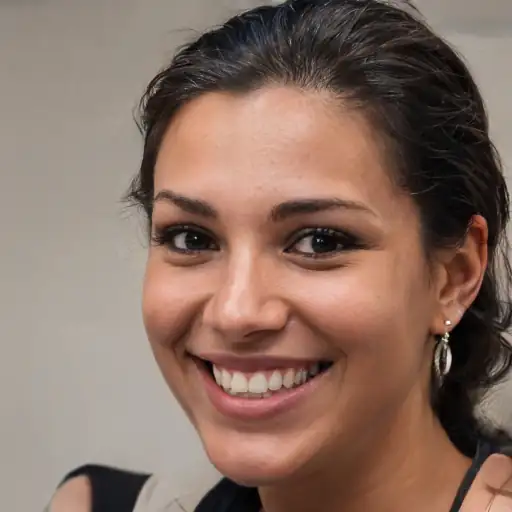 https://assets.myxpage.shop/human_faces/female_20s_latino-0cdff2015bc34185391cc16e3491b54a.webp
