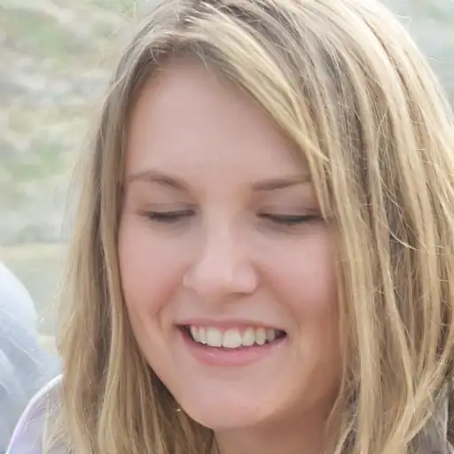 Portrait of Jessica L.