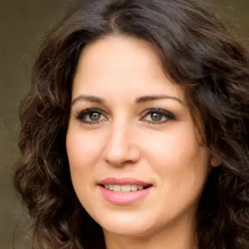 وجه امرأة سعيدة