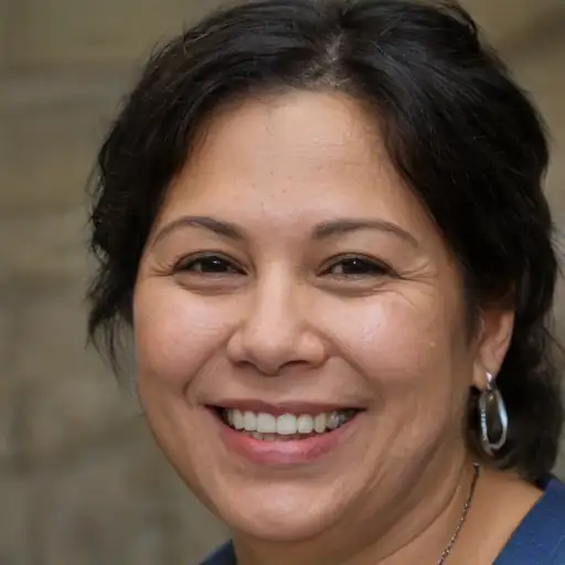 Visage d'une femme souriante
