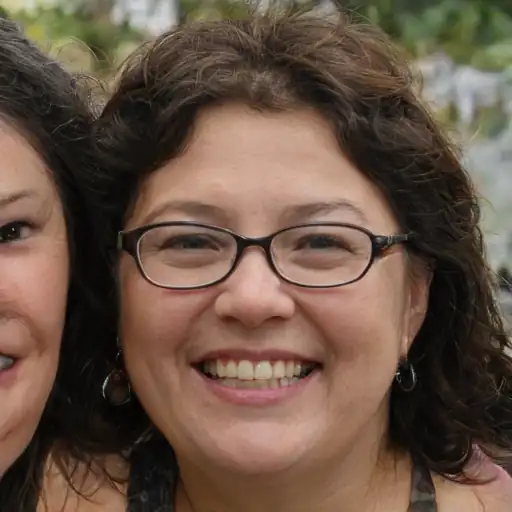 A woman in her 30s with firmer, glowing skin.
