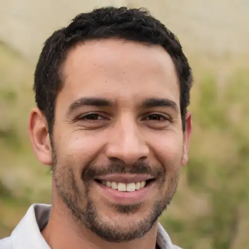 أحمد، مستخدم راضٍ عن المنتج
