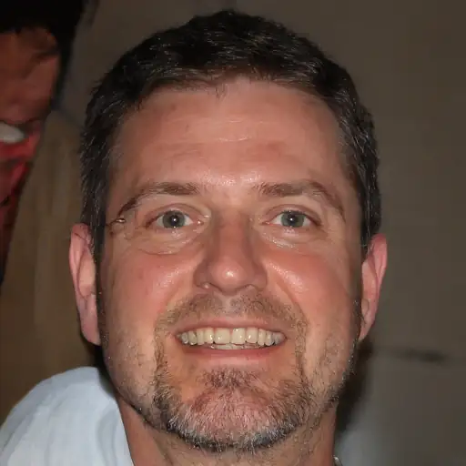 Portrait of Mark Thompson