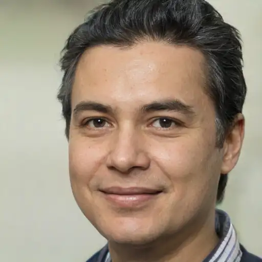 https://assets.myxpage.shop/human_faces/male_40s_latino-7af0bdde84558648813972f35977b236.webp