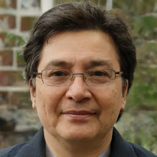 وجه عميل مسرور