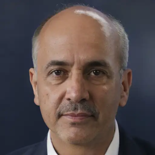https://assets.myxpage.shop/human_faces/male_50s_latino-e28d67e47255d8881b985d669f7b324b.webp