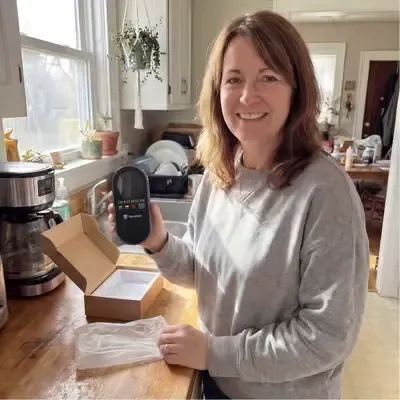 Illustration of invisible gas spreading in a home.