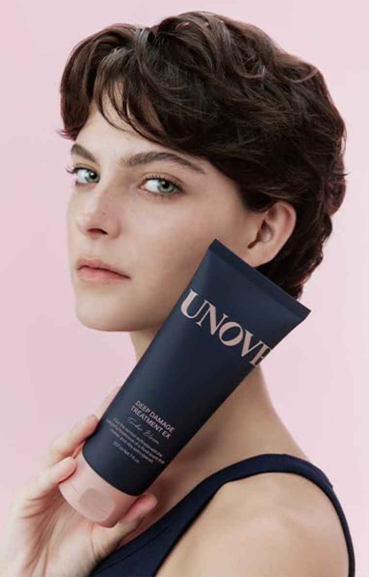 Unove products elegantly arranged for a lifestyle photoshoot