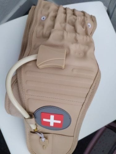 رجل في الستينيات من عمره، شرق أوسطي، يستعيد قدرته على الحركة. avatar