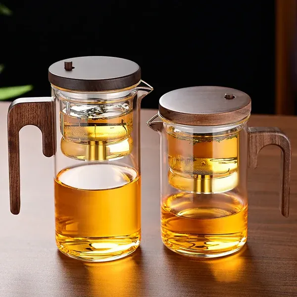 Clear glass teapot icon