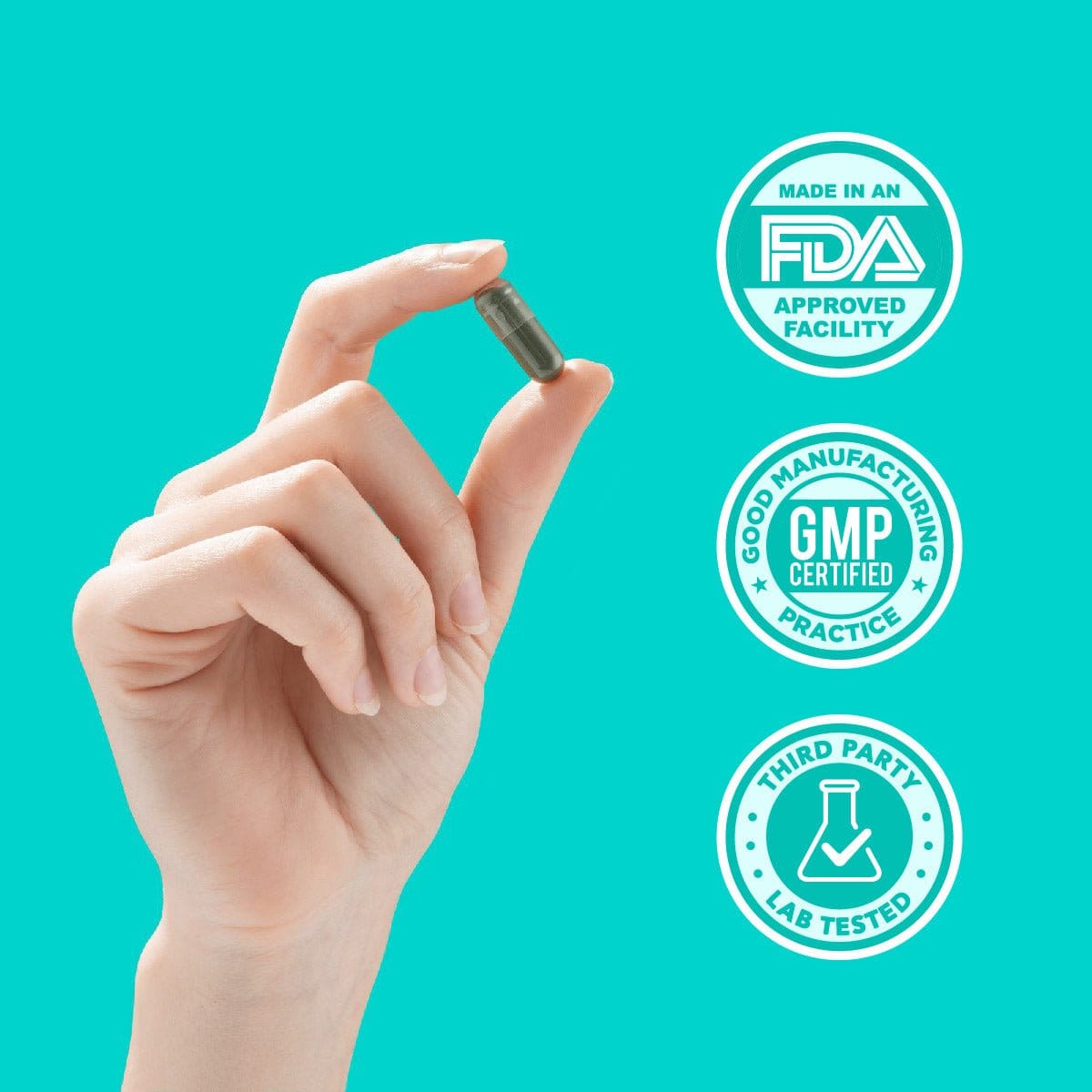 Uomo che si sente a suo agio e rilassato in una situazione sociale.