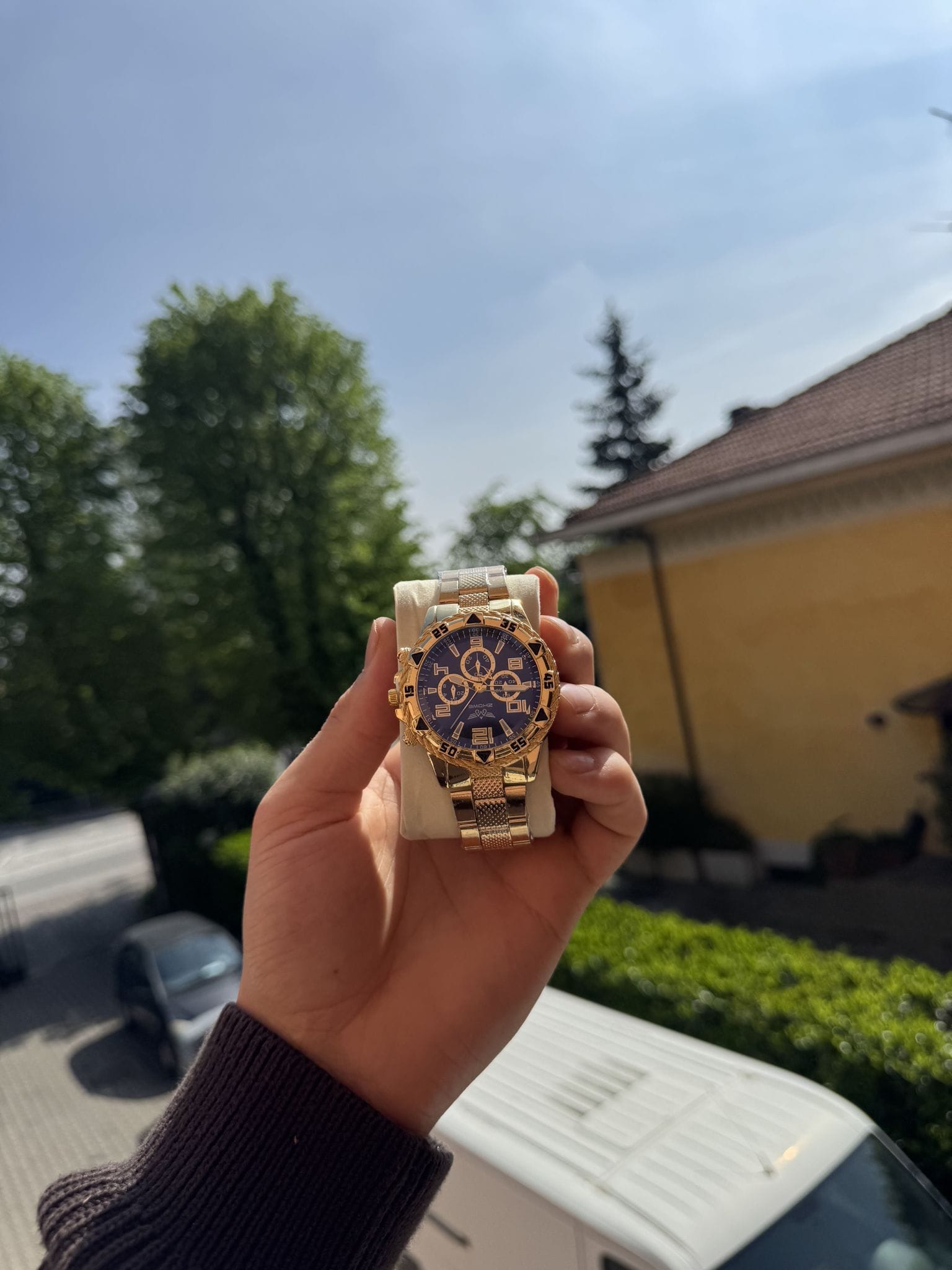 Orologio da uomo con cinturino in pelle nera