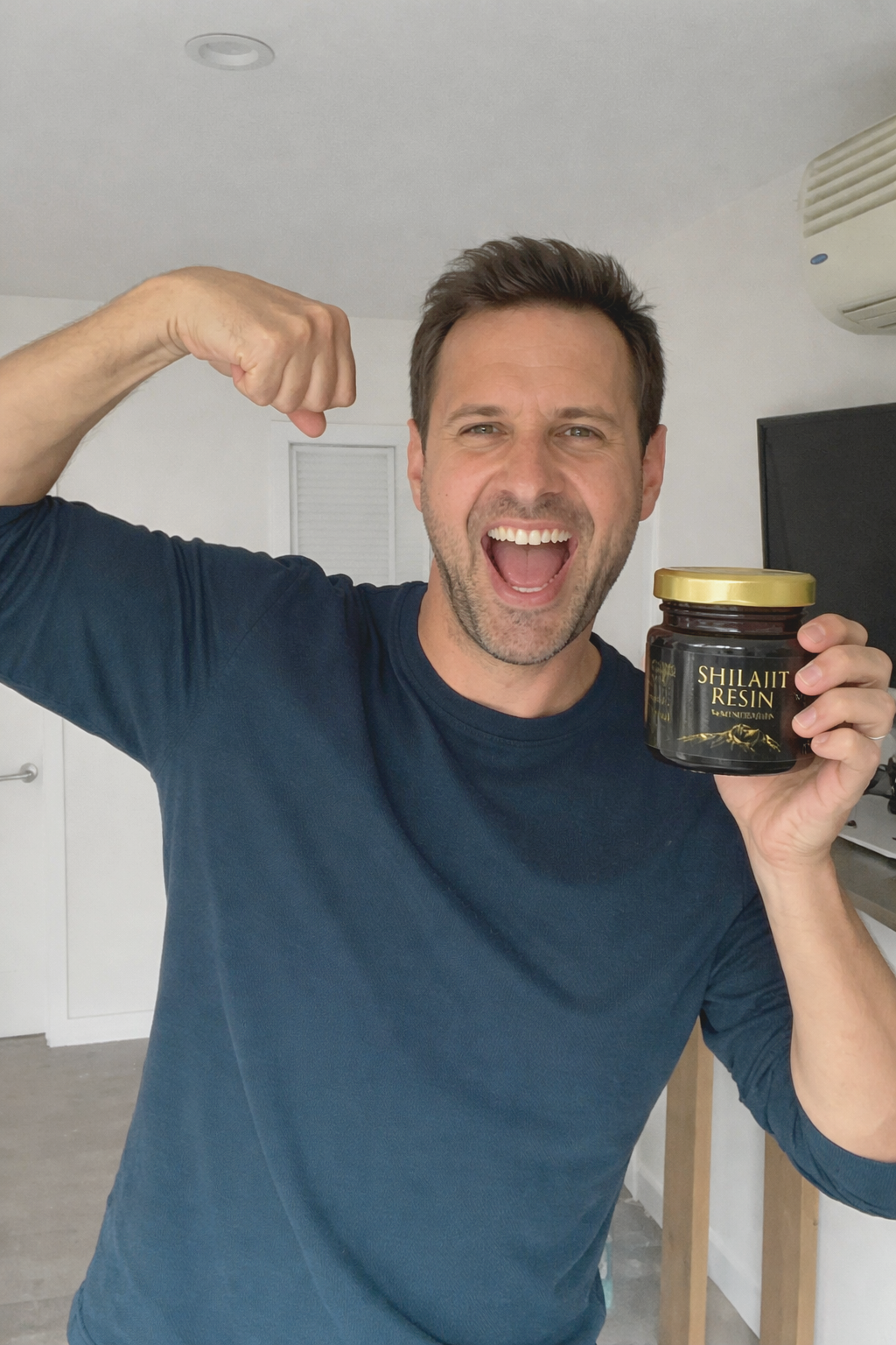 Mann mit mentaler Klarheit durch Shilajit