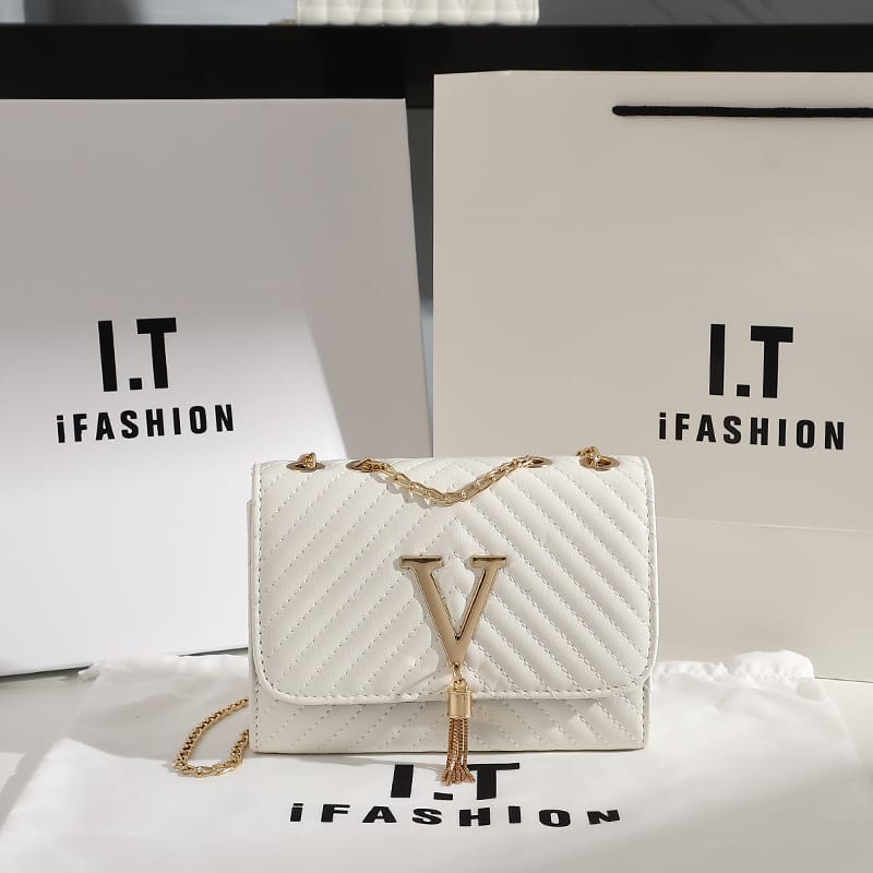 Elegant handbag made from premium PU leather with gold-tone hardware