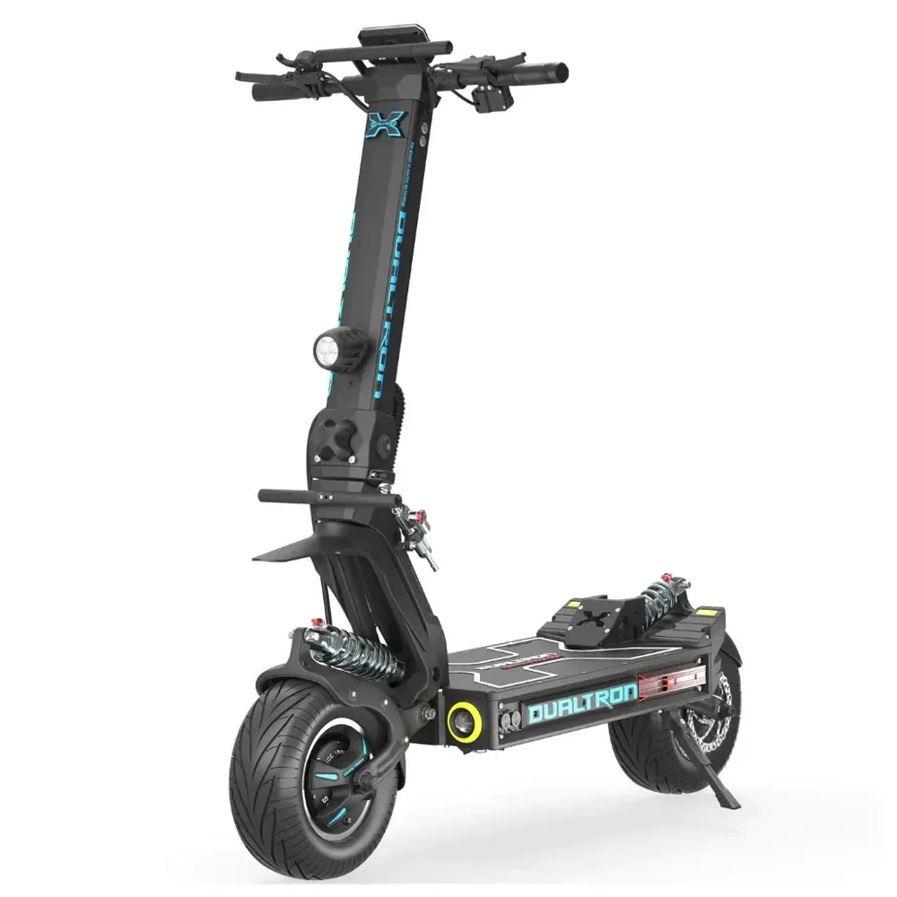Dualtron X auf Asphalt