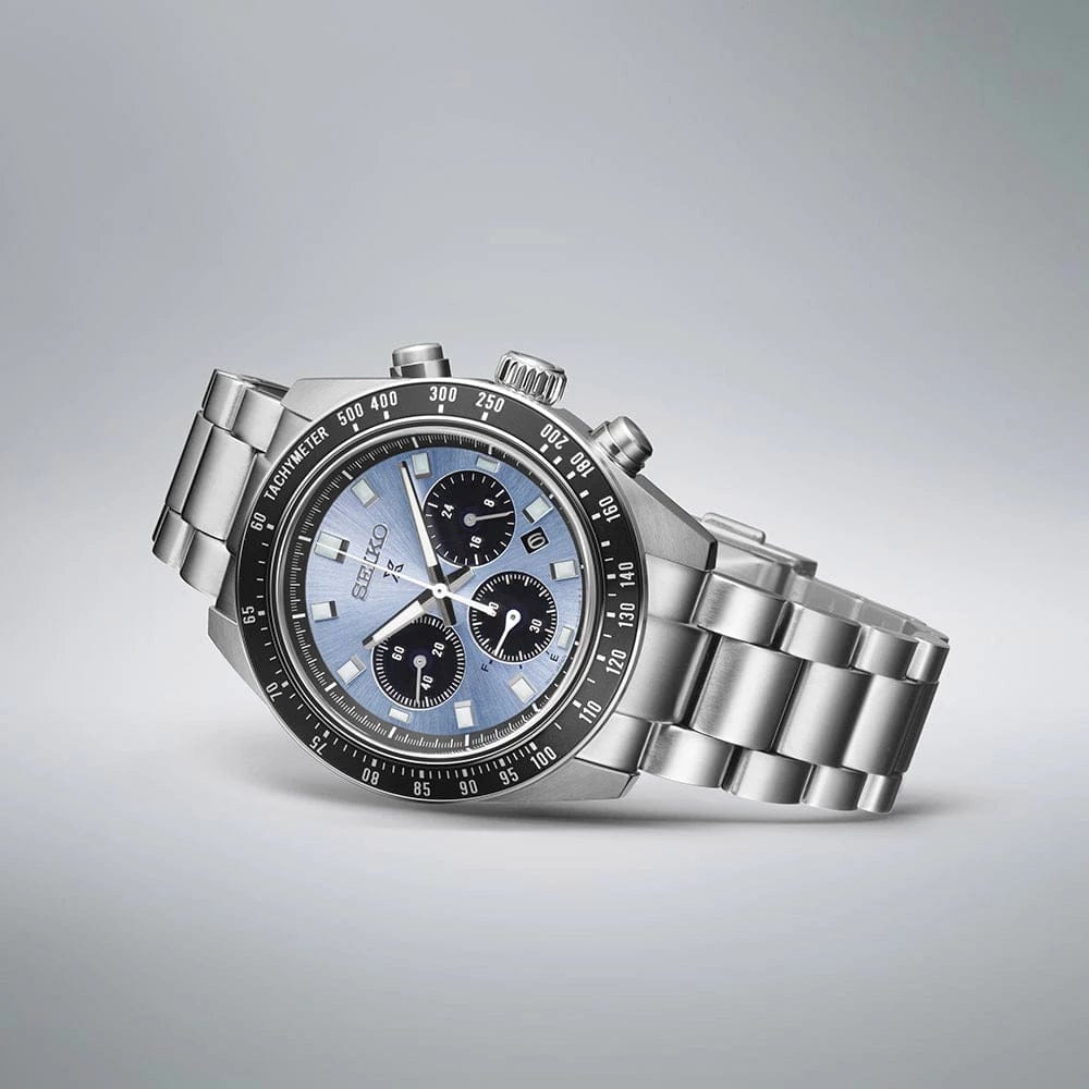 Montre Seiko SSC935P1 avec cadran solaire et bracelet en acier inoxydable